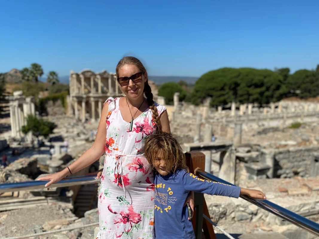 Family at Ephesus ancient ruins, Turkey - World Travel Ambitions